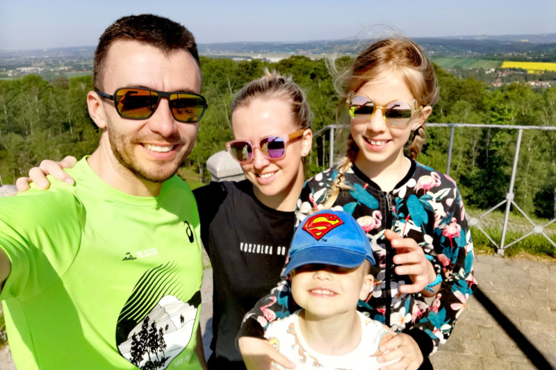 Iza Matejska z rodziną