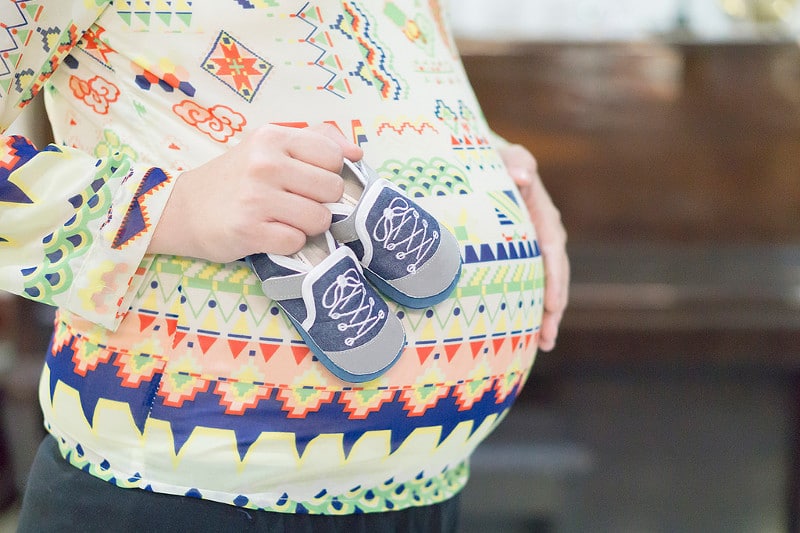 kiedy poinformować pracodawcę o ciąży ciążowy brzuszek