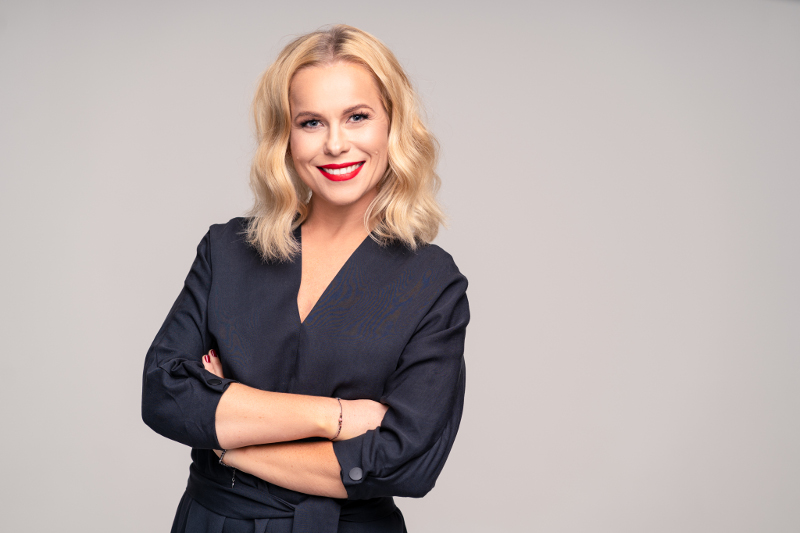 Magda Adaś, Szkoła Early Stage