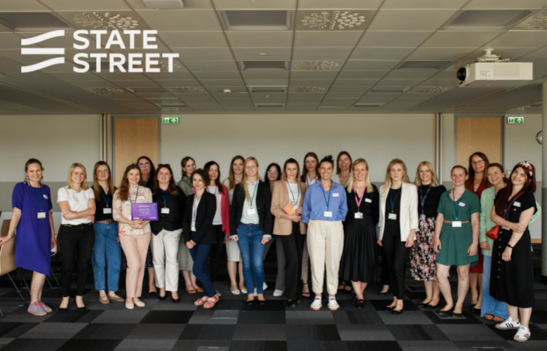 OSM zakończenie kolejnej edycji grupa uczestniczki i organizatorki